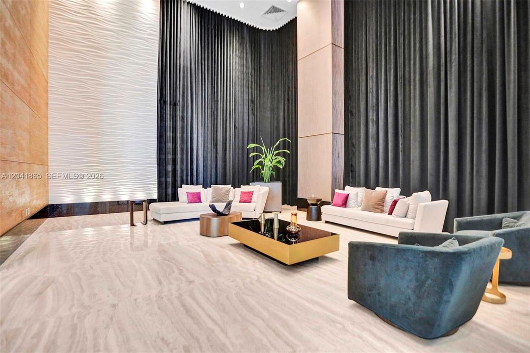 En Venta: $1,555,000 (2 camas, 2 baños, 1404 Pies cuadrados)