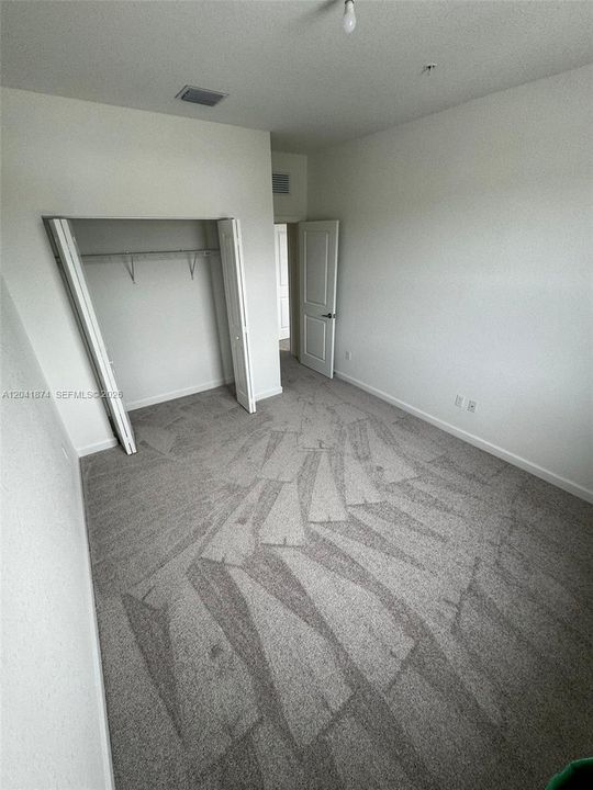 For Rent: $4,500 (4 beds, 2 baths, 1888 Square Feet)