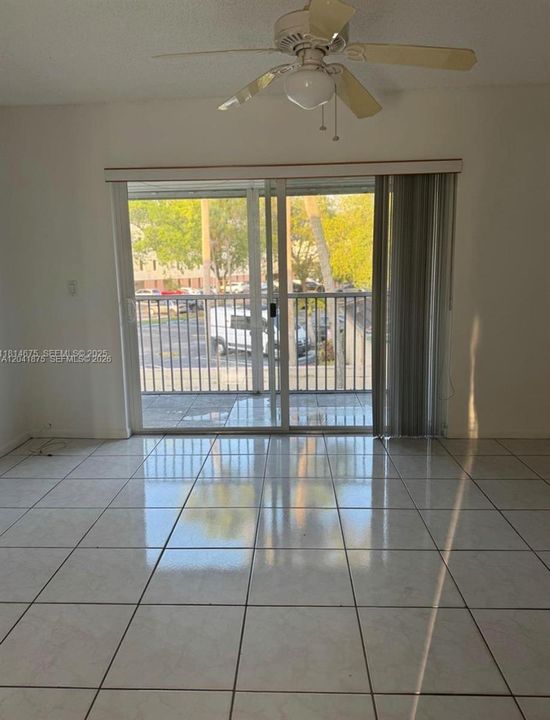 En Renta: $1,900 (2 camas, 2 baños, 805 Pies cuadrados)