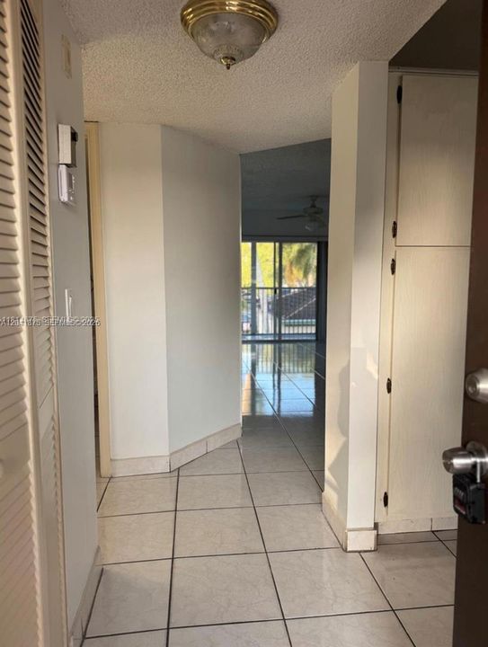 En Renta: $1,900 (2 camas, 2 baños, 805 Pies cuadrados)