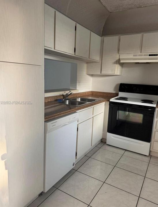 En Renta: $1,900 (2 camas, 2 baños, 805 Pies cuadrados)