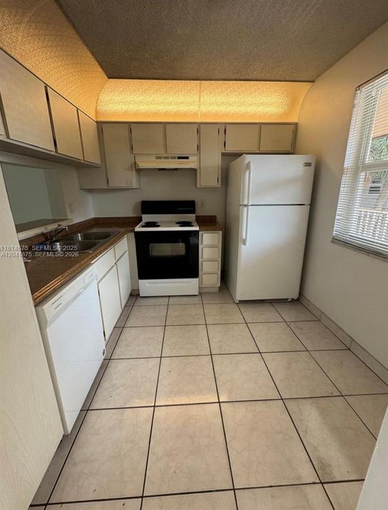 En Renta: $1,900 (2 camas, 2 baños, 805 Pies cuadrados)