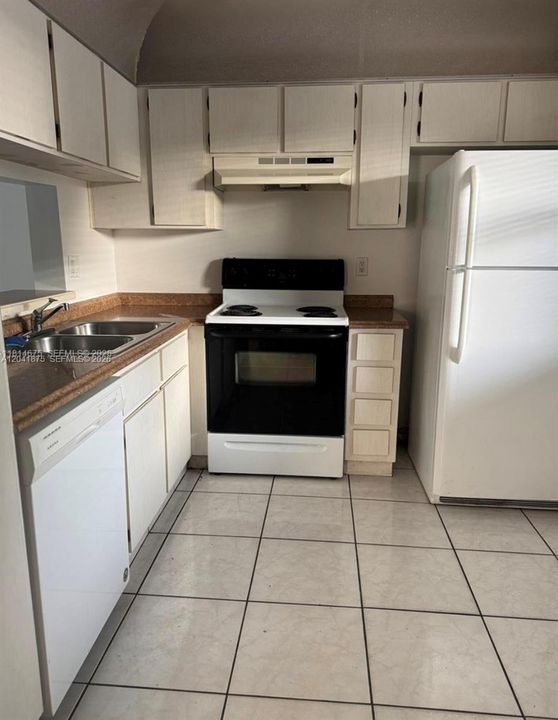 En Renta: $1,900 (2 camas, 2 baños, 805 Pies cuadrados)