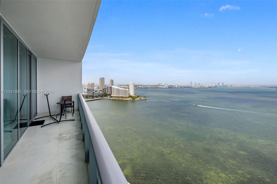 En Renta: $9,500 (2 camas, 3 baños, 1730 Pies cuadrados)
