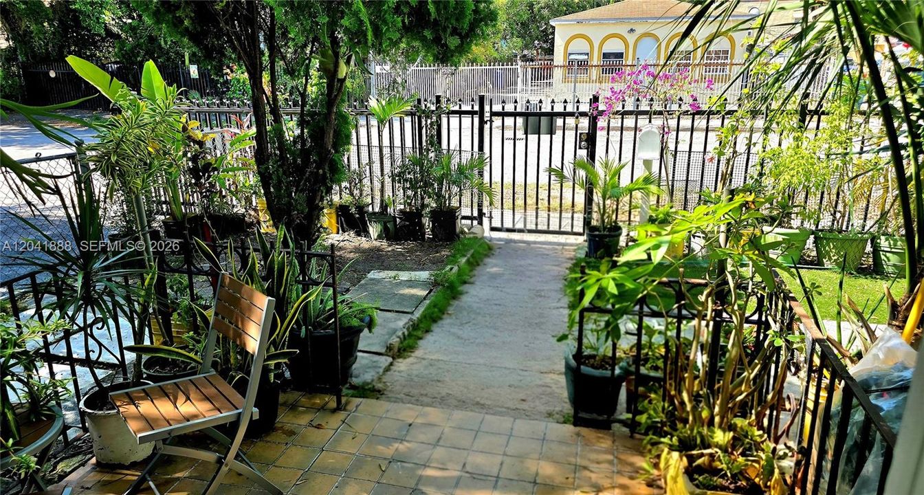En Venta: $990,000 (0 camas, 0 baños, 1708 Pies cuadrados)