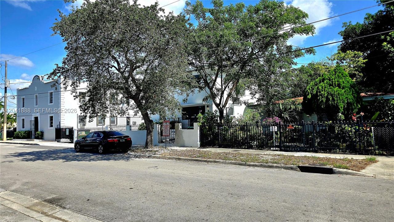 En Venta: $990,000 (0 camas, 0 baños, 1708 Pies cuadrados)