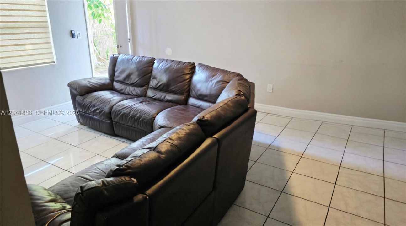 En Venta: $990,000 (0 camas, 0 baños, 1708 Pies cuadrados)