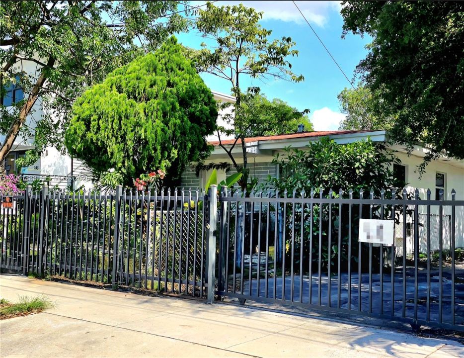 En Venta: $990,000 (0 camas, 0 baños, 1708 Pies cuadrados)