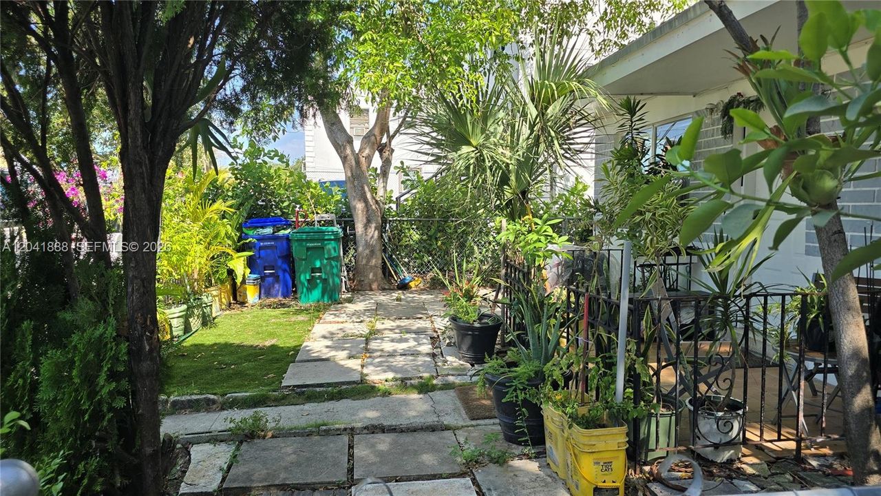 En Venta: $990,000 (0 camas, 0 baños, 1708 Pies cuadrados)