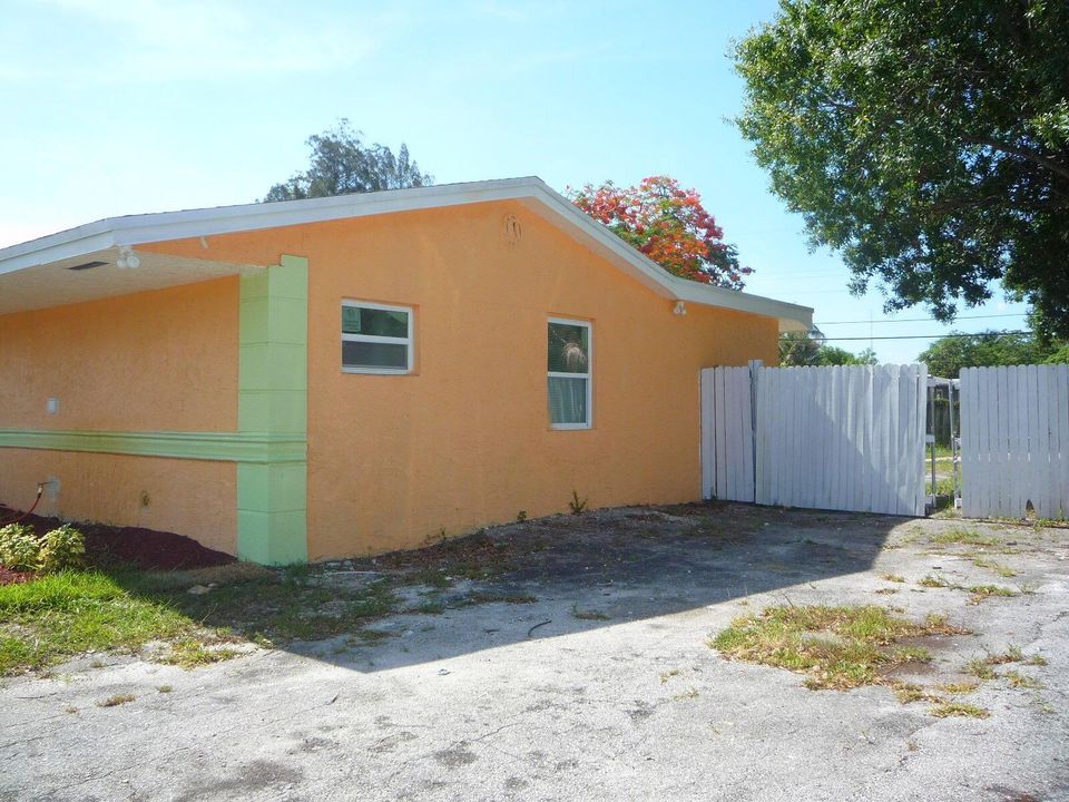 P1120453