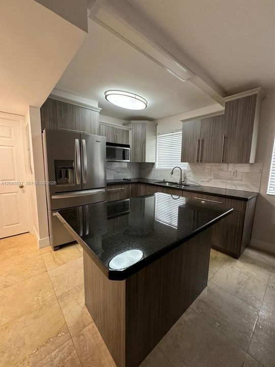 En Renta: $2,500 (2 camas, 2 baños, 820 Pies cuadrados)