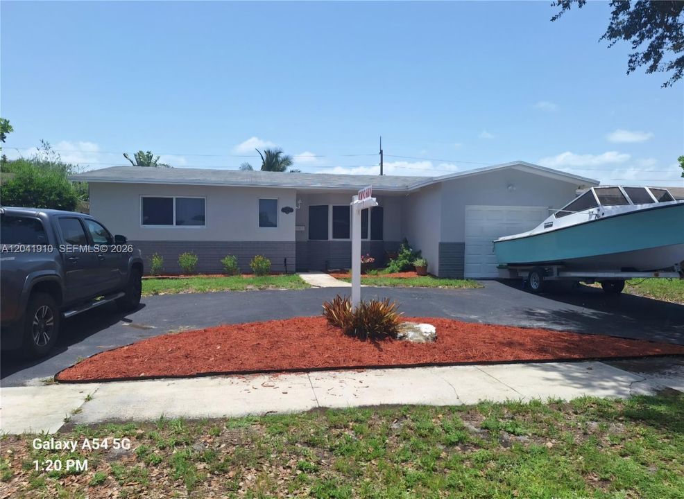 En Venta: $799,000 (3 camas, 2 baños, 1479 Pies cuadrados)