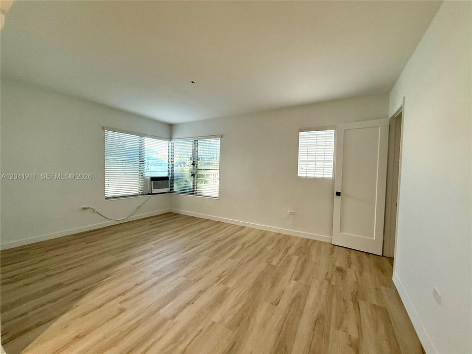 En Renta: $1,750 (0 camas, 1 baños, 500 Pies cuadrados)