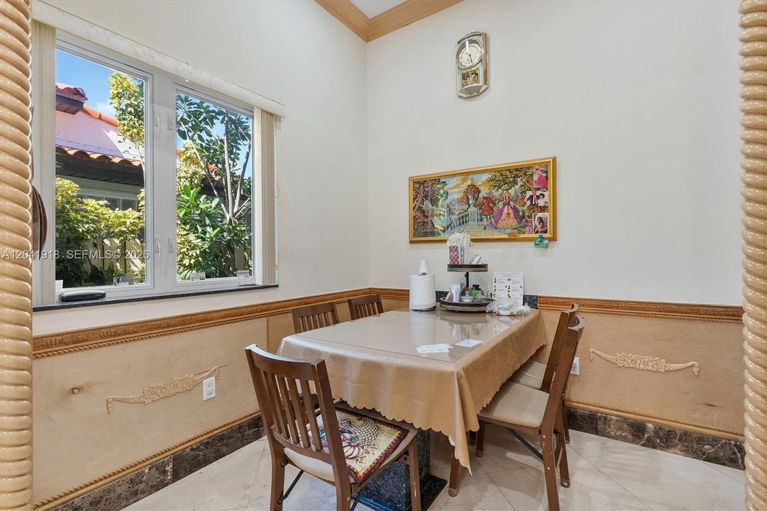 En Renta: $30,000 (5 camas, 5 baños, 5284 Pies cuadrados)