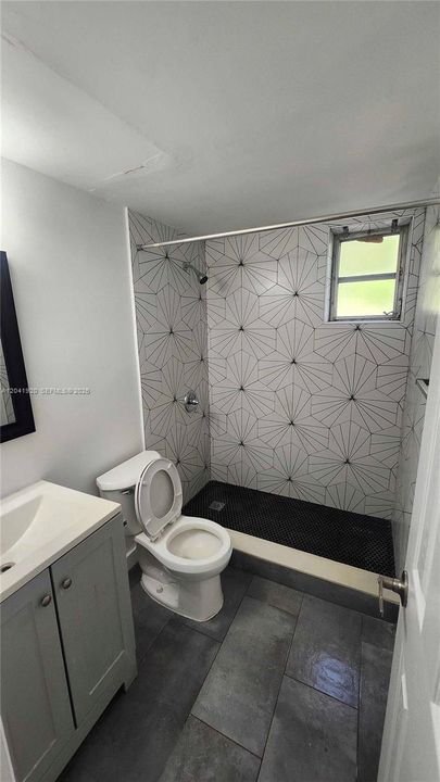 В аренду: $1,750 (2 спален, 1 ванн, 785 Квадратных фут)