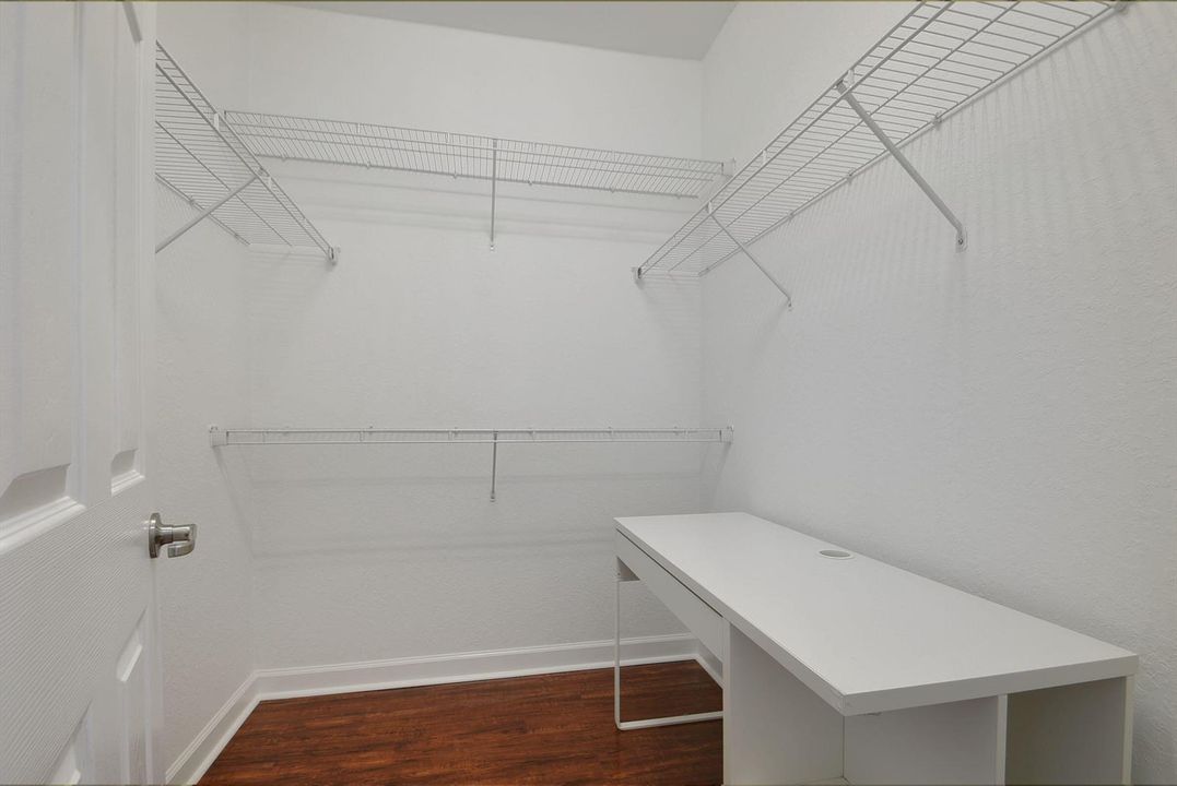 10342 Wellington Parc Dr (43)