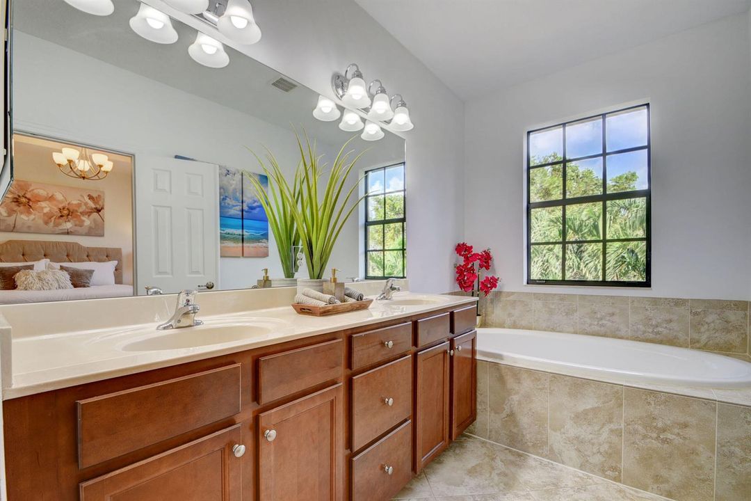 10342 Wellington Parc Dr (39)