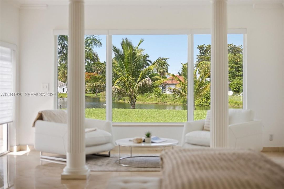 For Sale: $2,800,000 (6 beds, 6 baths, 5696 Square Feet)