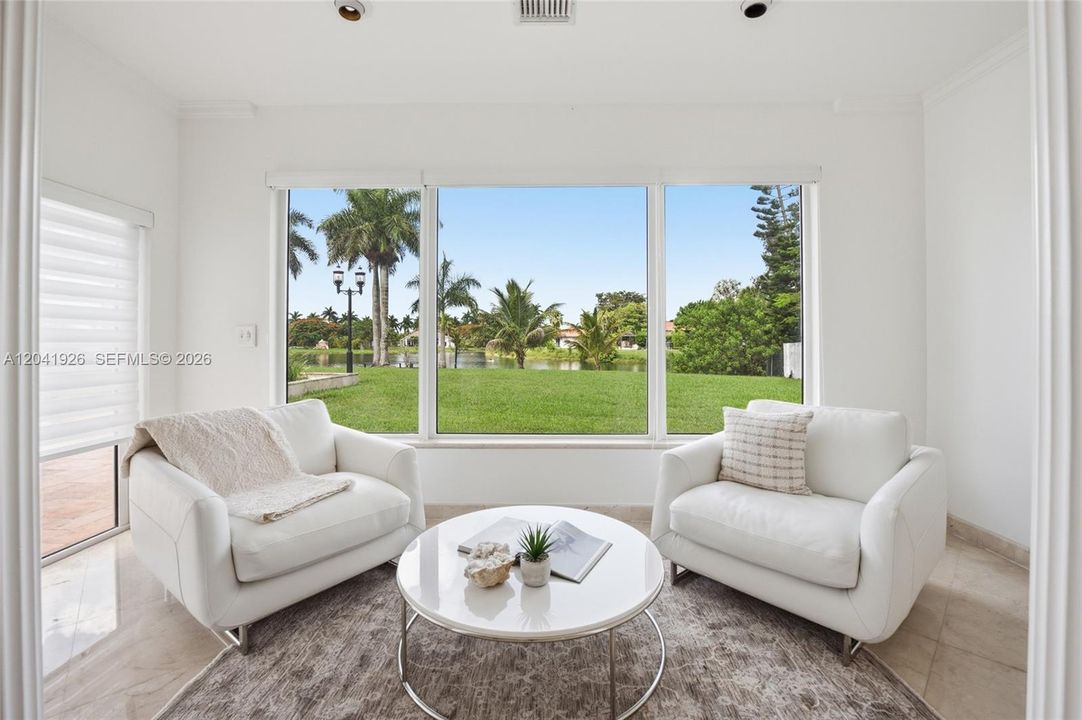 For Sale: $2,800,000 (6 beds, 6 baths, 5696 Square Feet)