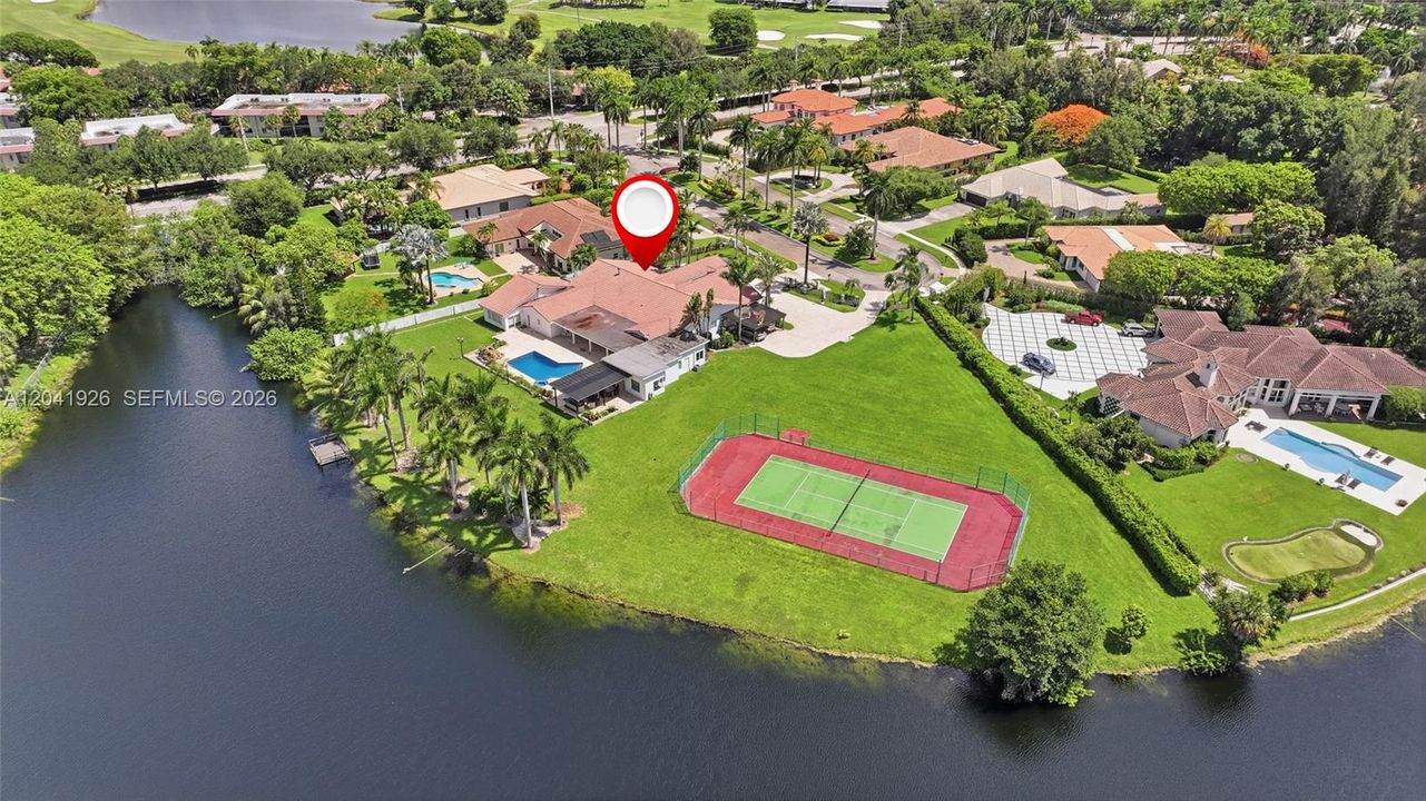 For Sale: $2,800,000 (6 beds, 6 baths, 5696 Square Feet)