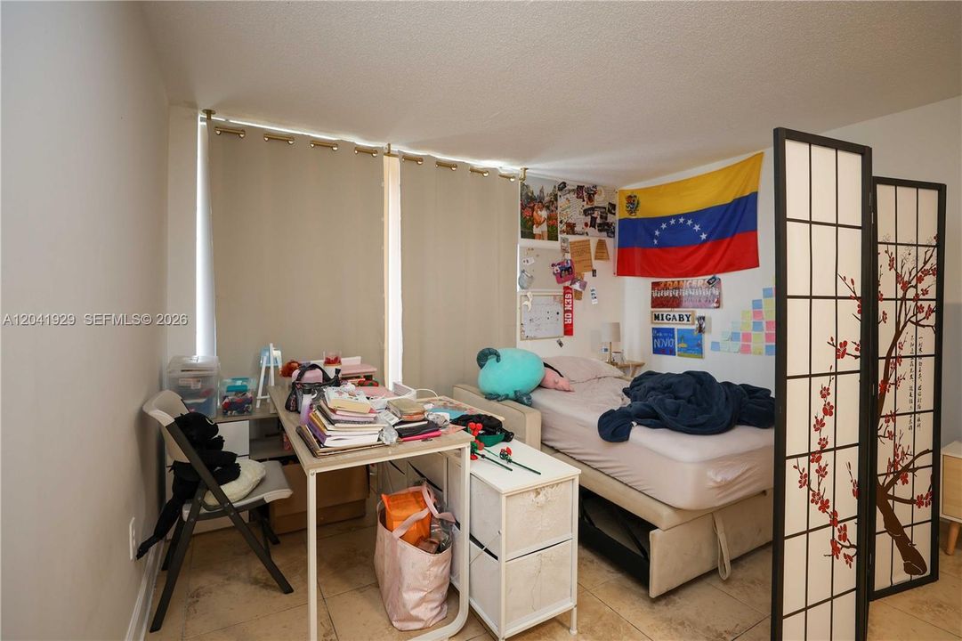 En Venta: $215,000 (1 camas, 1 baños, 807 Pies cuadrados)