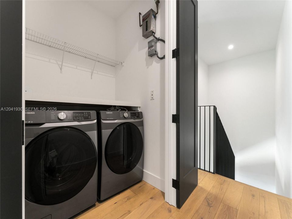 En Renta: $7,250 (3 camas, 2 baños, 1900 Pies cuadrados)