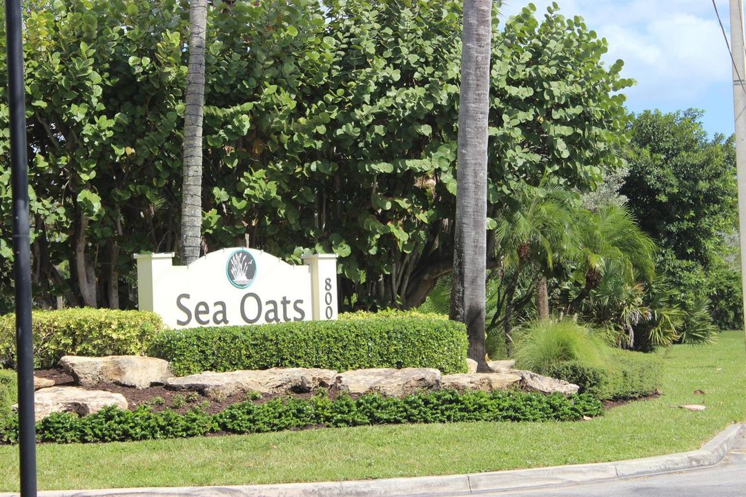 SEa Oats Entrance