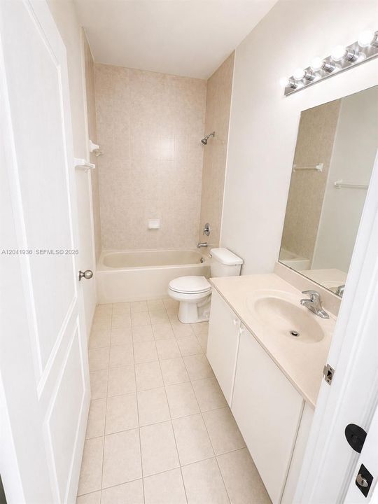 В аренду: $1,850 (3 спален, 2 ванн, 1166 Квадратных фут)
