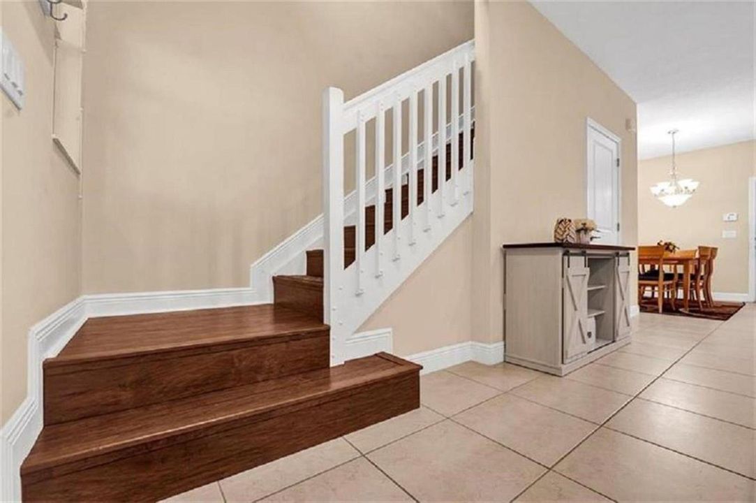 cascada stairs