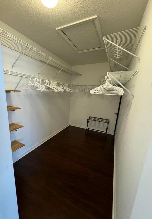 13519 master closet