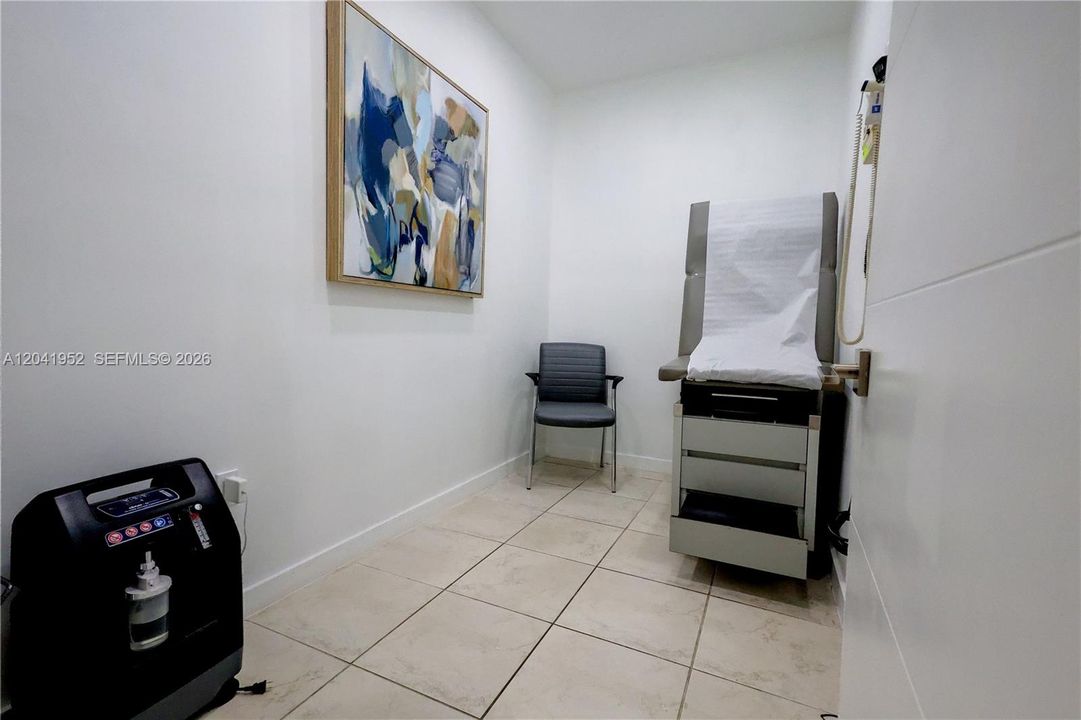 For Rent: $4,000 (0 beds, 0 baths, 0 Square Feet)