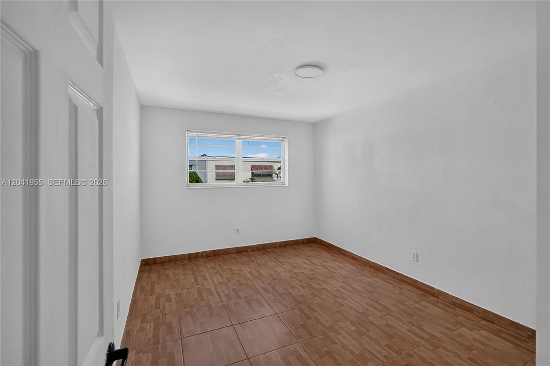 En Venta: $449,000 (3 camas, 2 baños, 1606 Pies cuadrados)