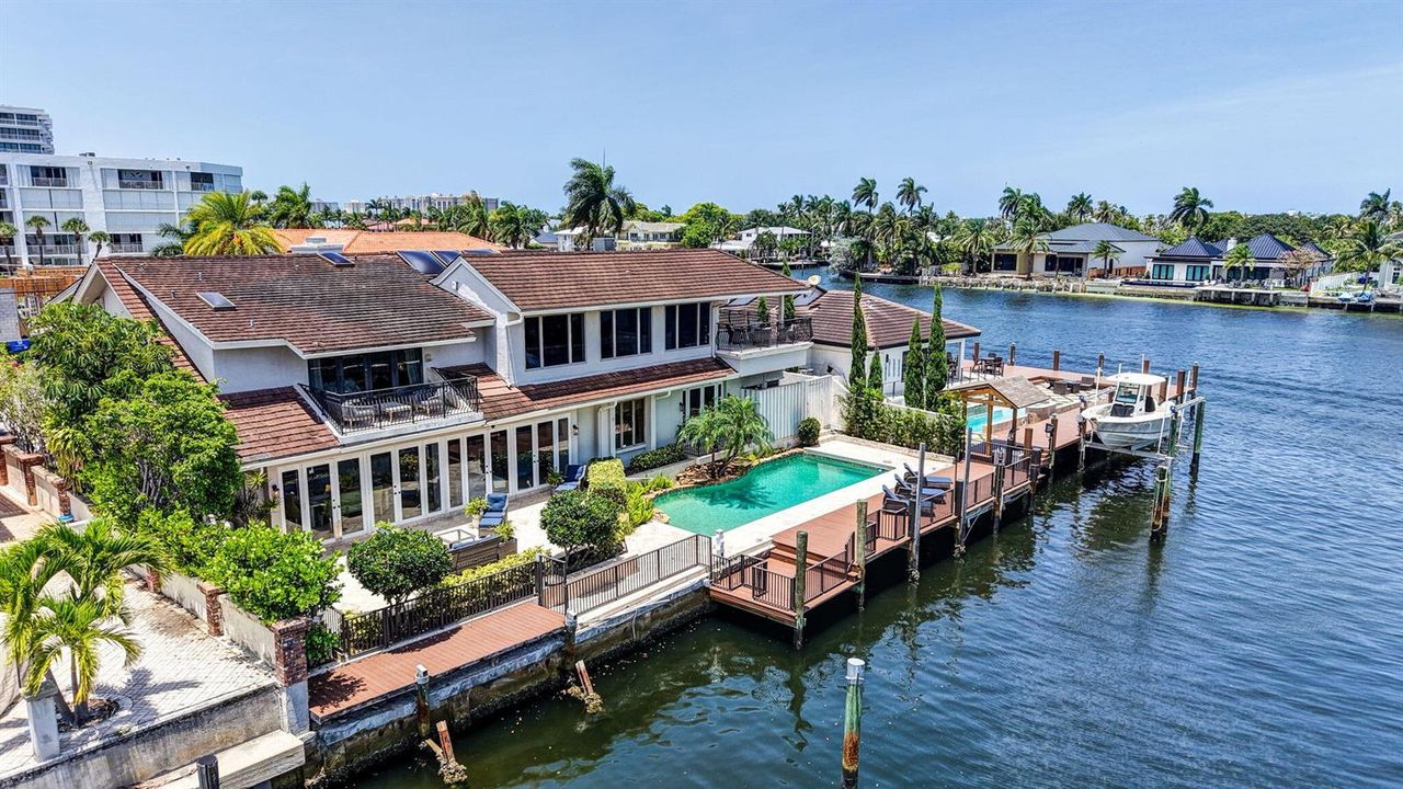023-Aerial-Rear-Elevation-Waterfront