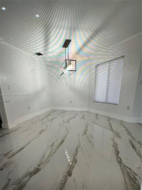 En Renta: $3,300 (3 camas, 2 baños, 1708 Pies cuadrados)