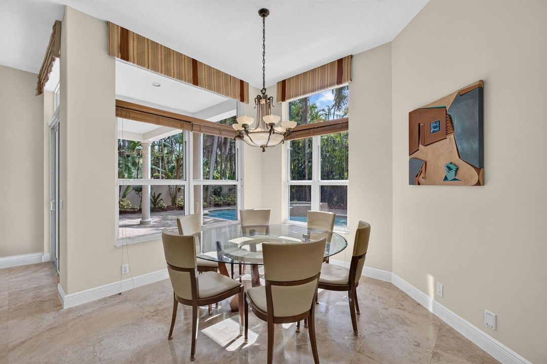 Kitchen Dining/Pool Area