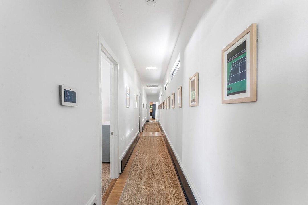 005-162PeruvianAvenue-PalmBeach-FL-33480