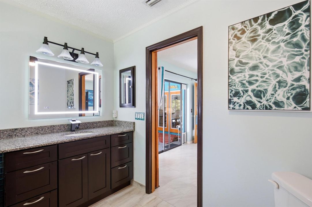 primary bathroom 2
