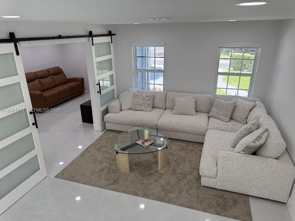 En Venta: $625,000 (3 camas, 2 baños, 1572 Pies cuadrados)