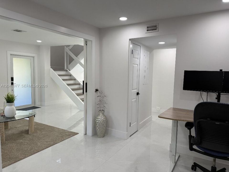 En Venta: $625,000 (3 camas, 2 baños, 1572 Pies cuadrados)