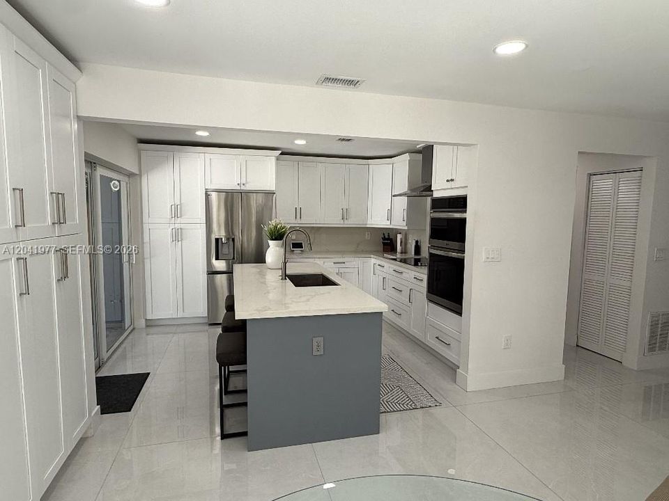 En Venta: $625,000 (3 camas, 2 baños, 1572 Pies cuadrados)