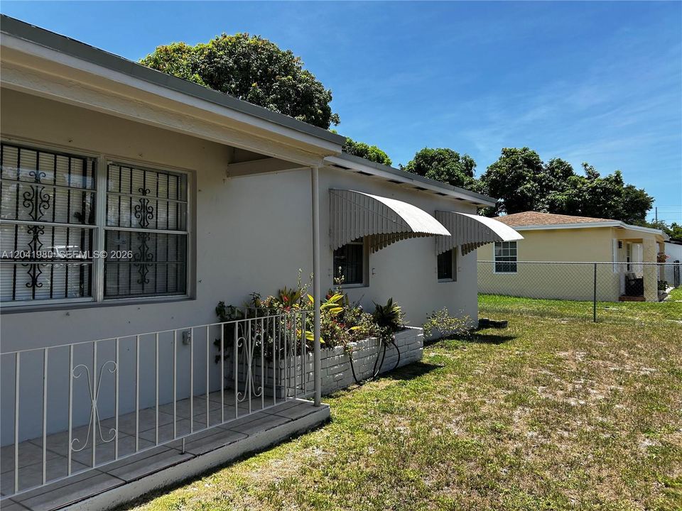 En Venta: $510,000 (4 camas, 2 baños, 1395 Pies cuadrados)