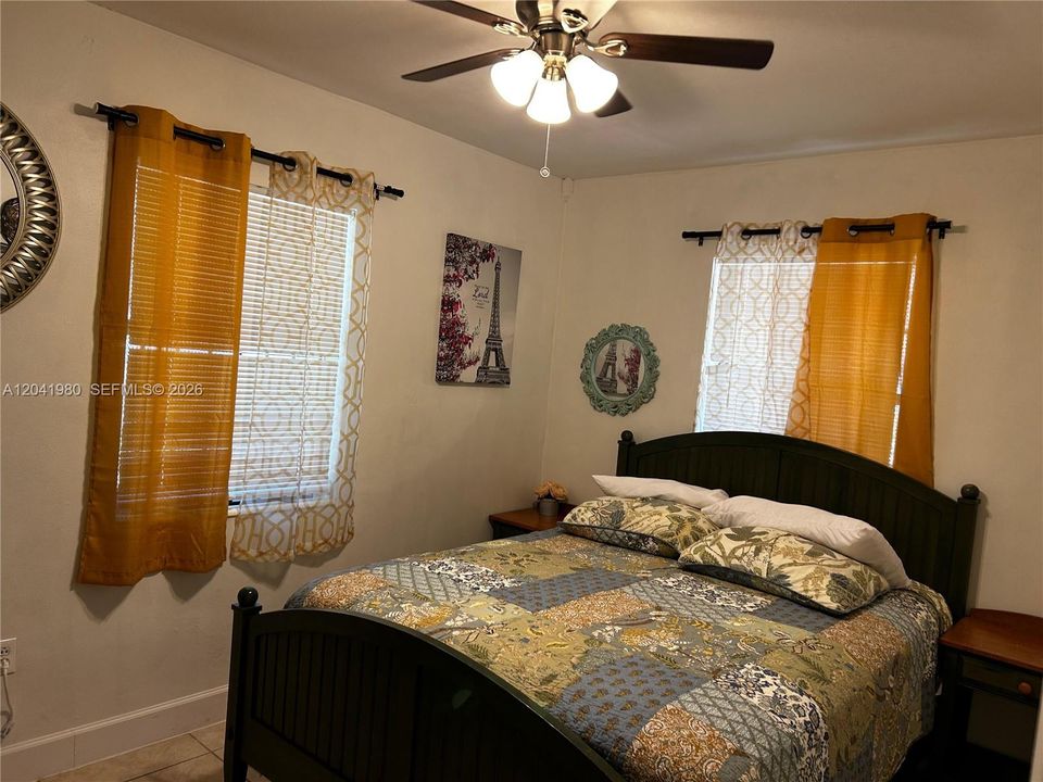 En Venta: $510,000 (4 camas, 2 baños, 1395 Pies cuadrados)