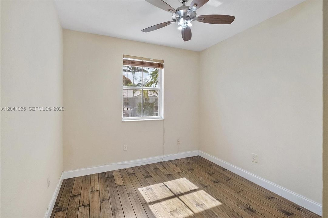En Venta: $550,000 (4 camas, 2 baños, 1793 Pies cuadrados)