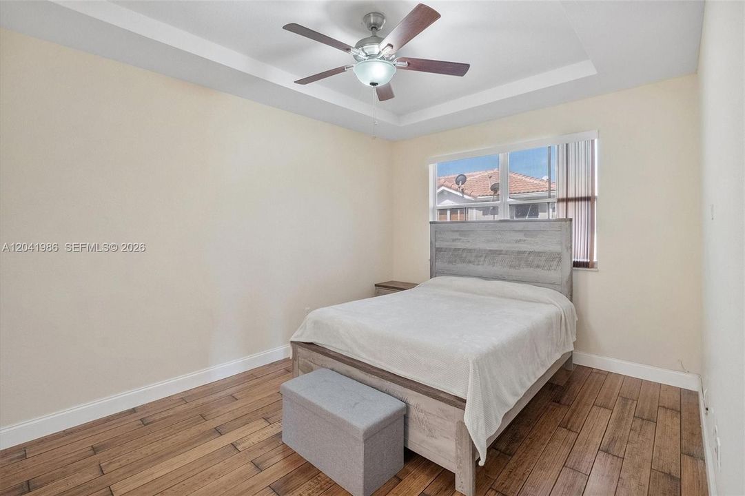 En Venta: $550,000 (4 camas, 2 baños, 1793 Pies cuadrados)