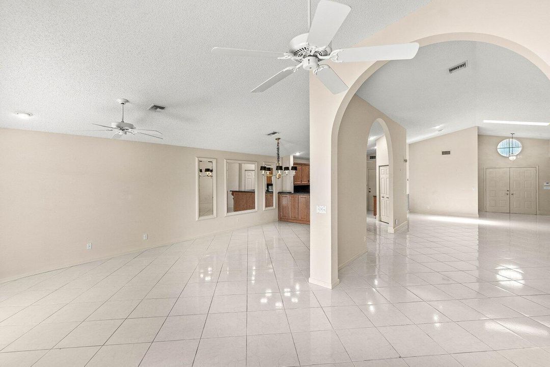 007-9763HarbourLakeCircle-BoyntonBeach-F