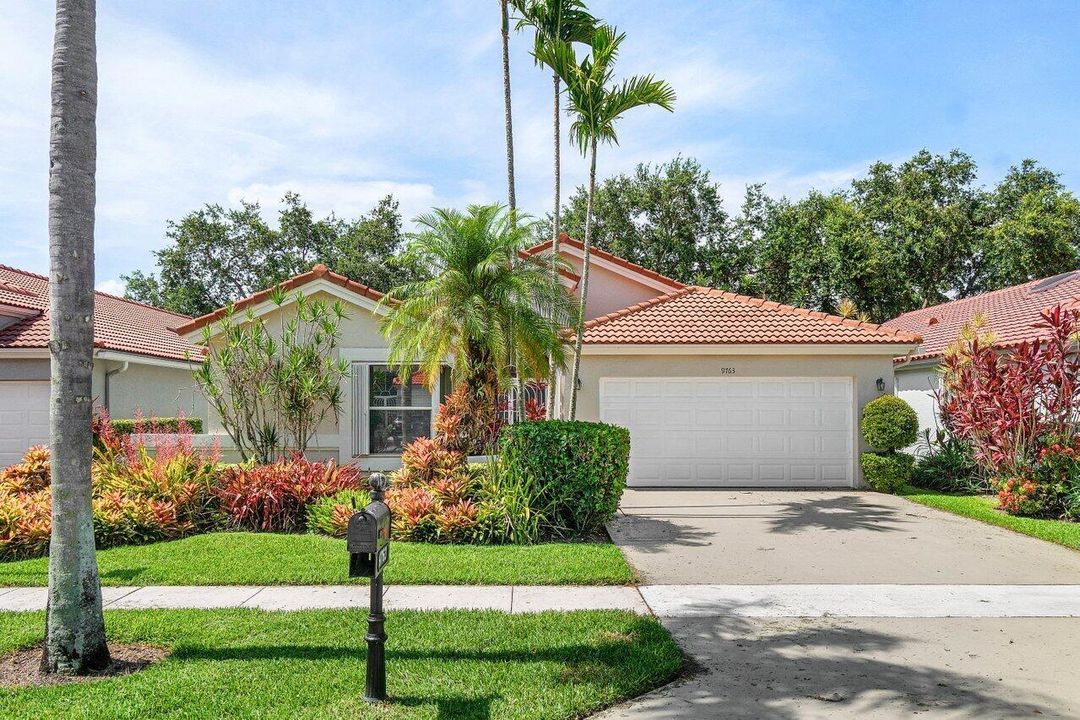001-9763HarbourLakeCircle-BoyntonBeach-F
