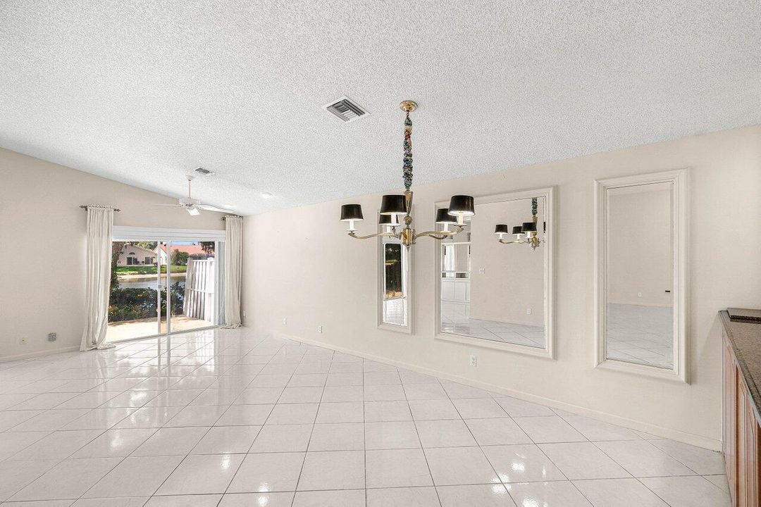 018-9763HarbourLakeCircle-BoyntonBeach-F