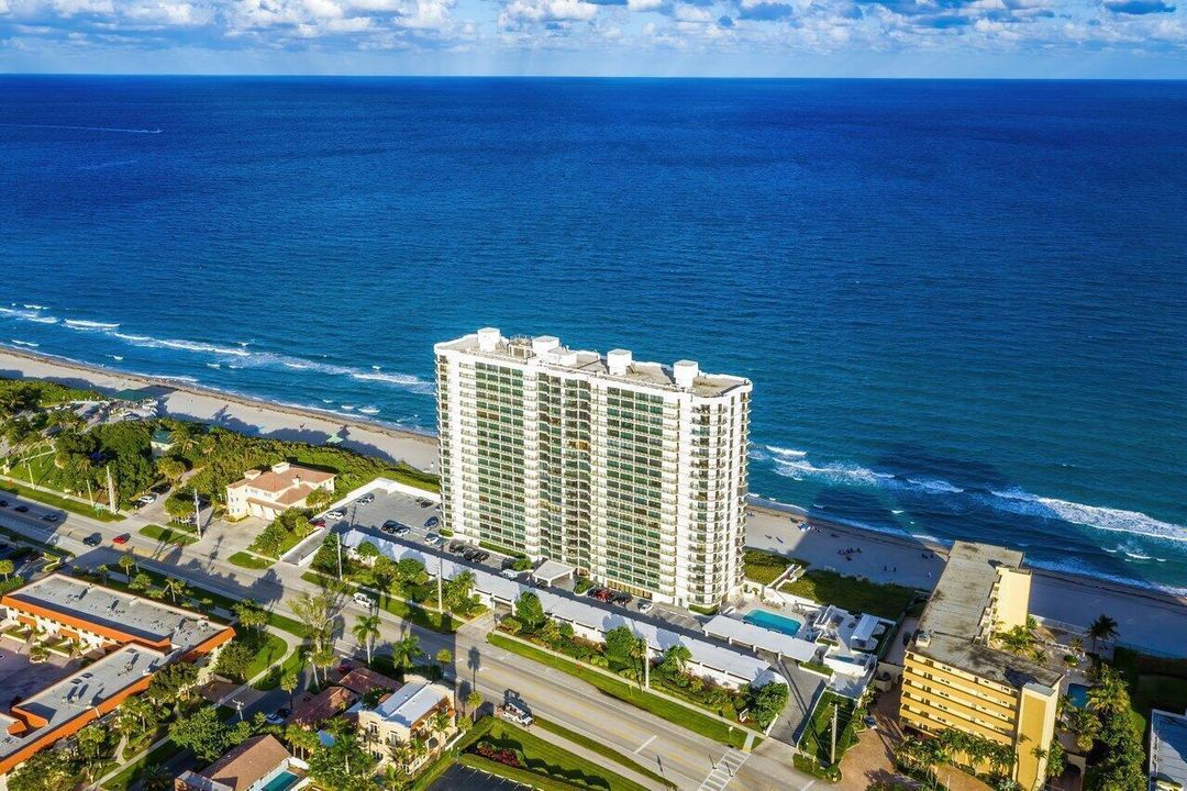 060-250SouthOceanBoulevard-BocaRaton-FL-