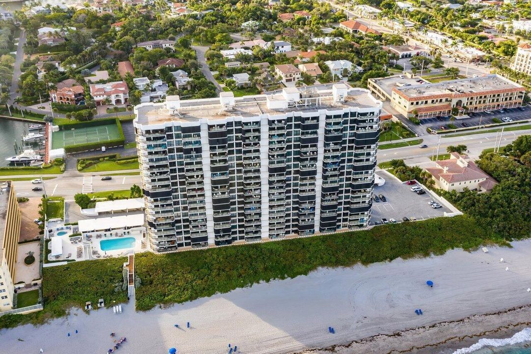 057-250SouthOceanBoulevard-BocaRaton-FL-