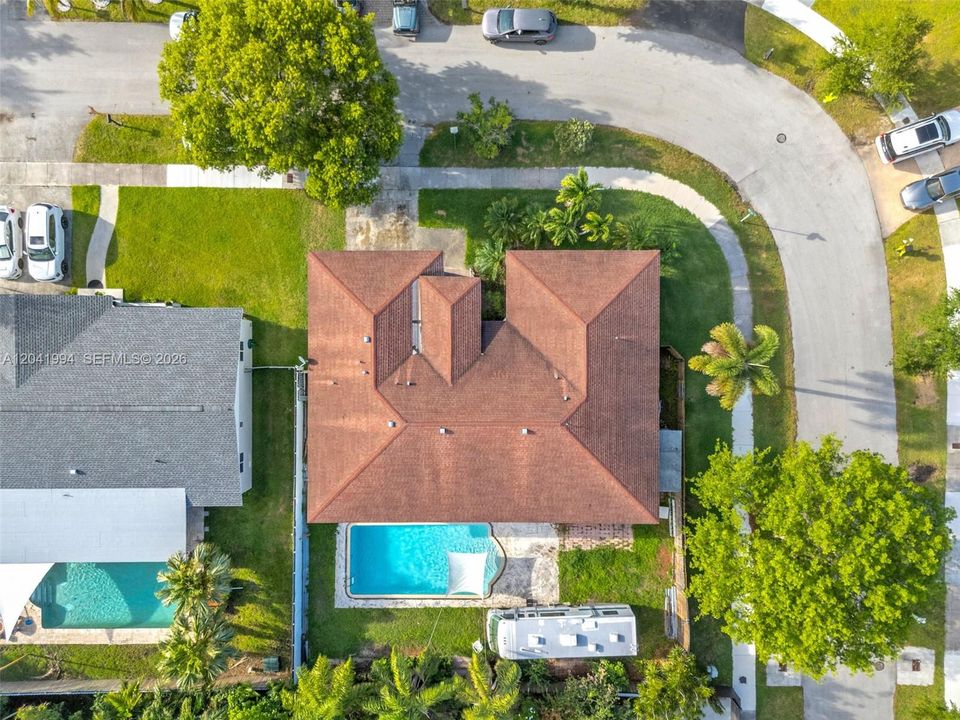En Venta: $1,600,000 (3 camas, 3 baños, 1720 Pies cuadrados)